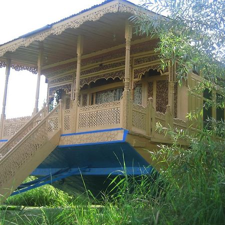 Akbar Group Of Heritage Houseboats Nagin Bagh Dış mekan fotoğraf
