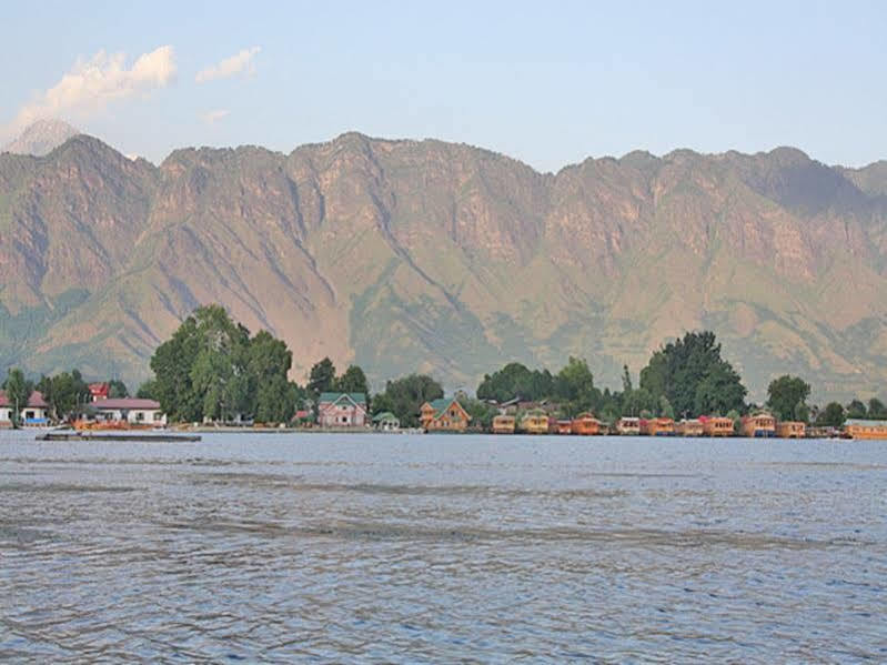 Akbar Group Of Heritage Houseboats Nagin Bagh Dış mekan fotoğraf